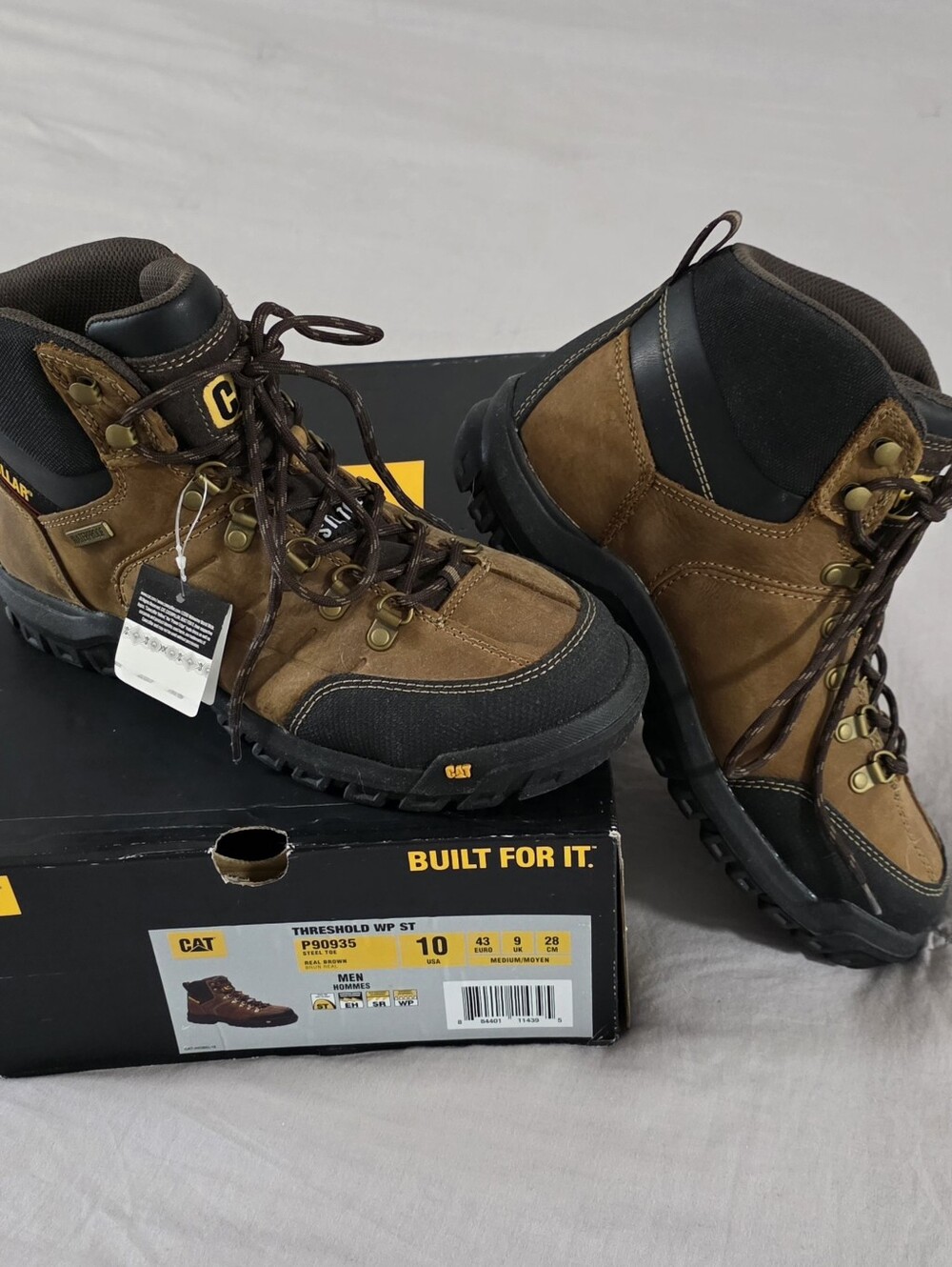 NEW IN BOX CAT Mens Threshold WP ST Work Boots Steel Toe Waterproof 10